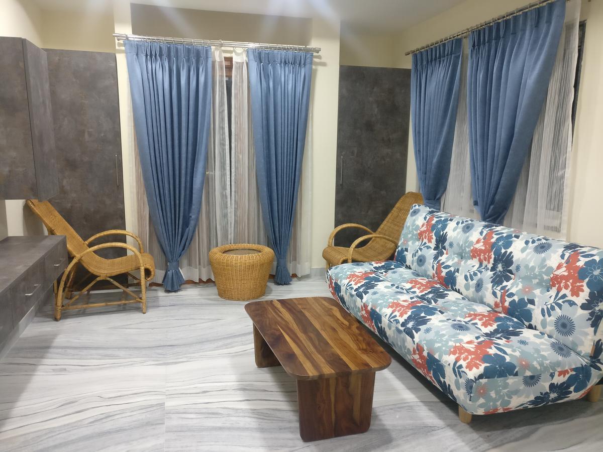 Misty Lake Guest House 하이데라바드 외부 사진