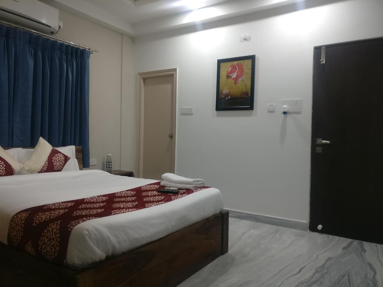 Misty Lake Guest House 하이데라바드 외부 사진
