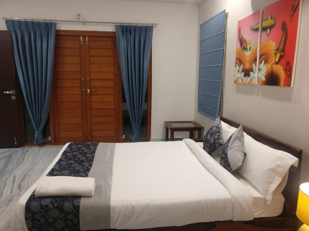 Misty Lake Guest House 하이데라바드 외부 사진